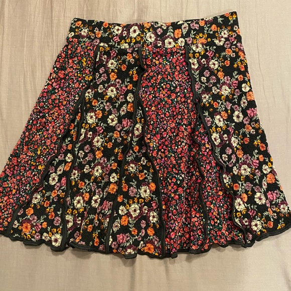 Zara Multi Pattern Skirt Limited Edition - Picture 3 of 3